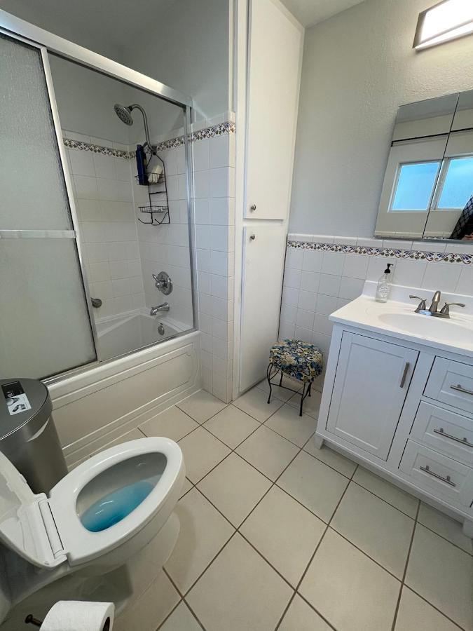 Private Room In Los Angeles With Wifi, Tv, And View Of Hollywood Sign & Shared Kitchen Zewnętrze zdjęcie