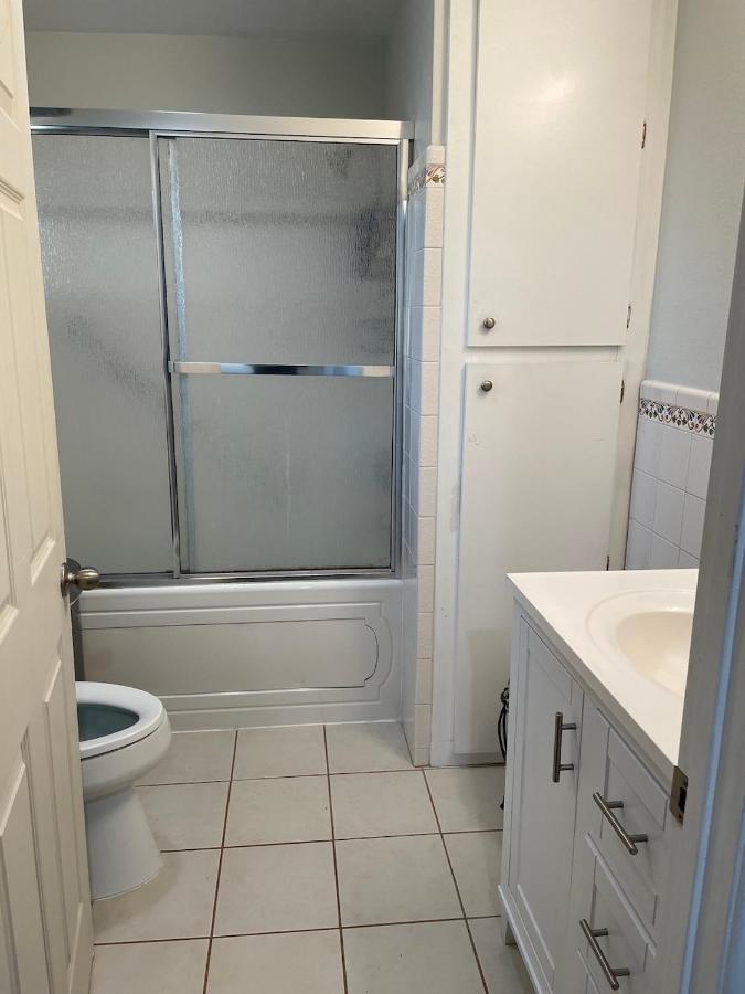 Private Room In Los Angeles With Wifi, Tv, And View Of Hollywood Sign & Shared Kitchen Zewnętrze zdjęcie