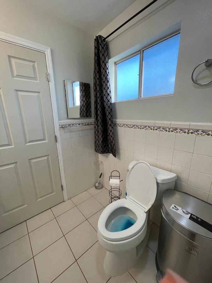 Private Room In Los Angeles With Wifi, Tv, And View Of Hollywood Sign & Shared Kitchen Zewnętrze zdjęcie