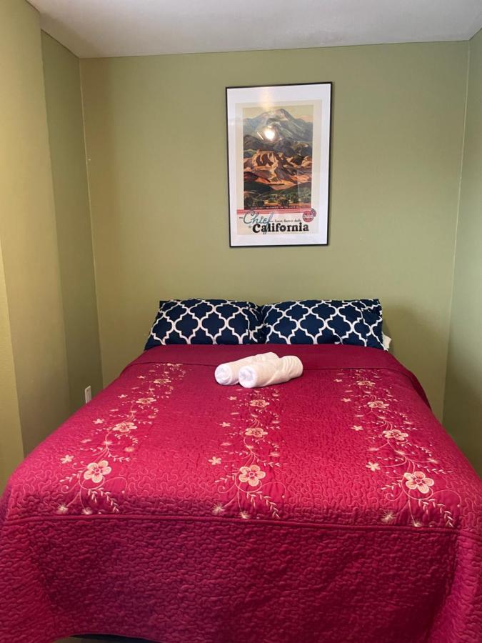 Private Room In Los Angeles With Wifi, Tv, And View Of Hollywood Sign & Shared Kitchen Zewnętrze zdjęcie